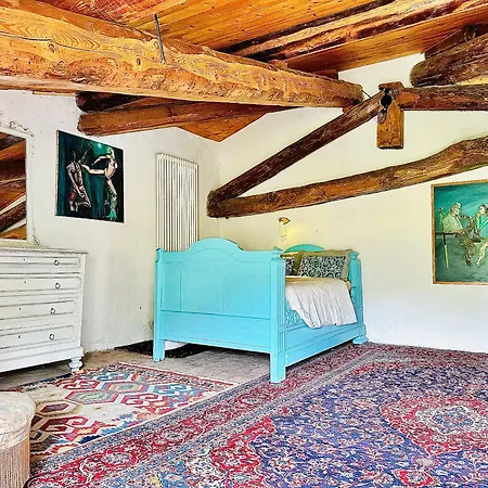 Chalet Cento Giorni Dall'artista *